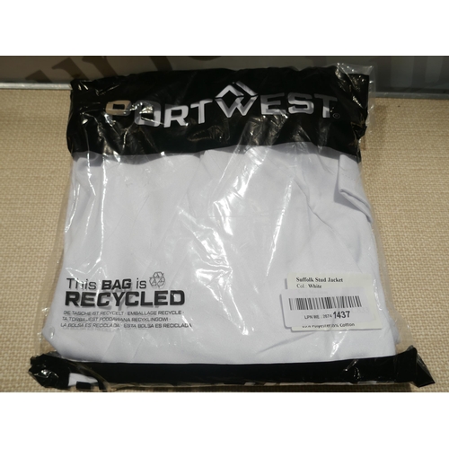 6143 - A box of workwear to include welding masks, hard hat, Portwest, DeWalt, etc.  * This lot is subject ... 