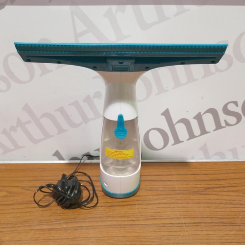 6361 - Two window vacs, Karcher and Beldray *This lot is subject to VAT