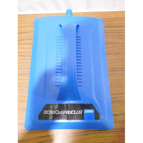 6366 - A Draper wallpaper steamer 230V *This lot is subject to VAT