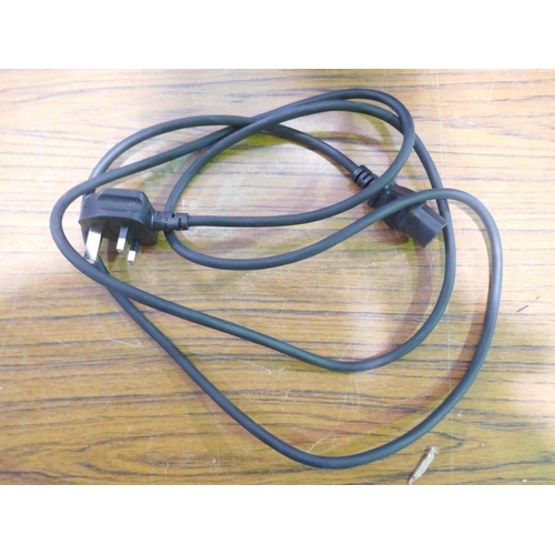 6366 - A Draper wallpaper steamer 230V *This lot is subject to VAT