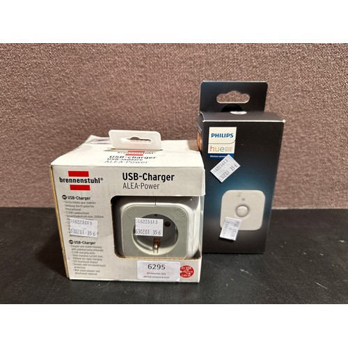 6295 - A Brennenstuhl USB charger and a Philips motion sensor *This lot is subject to VAT
