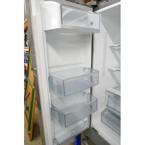 4021 - Bertazzoni fridge freezer (570-85) *This lot is subject to VAT