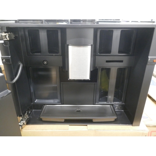4212 - Miele Intergrated coffee machine (570-140) *This lot is subject to VAT