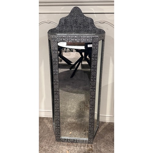 Lot 3037      