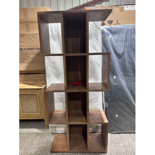 Lot 3038      