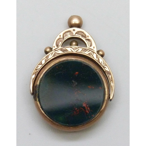 7003 - A 9ct gold, bloodstone and agate fob, lacking loop, 3.8g, 2.6cm