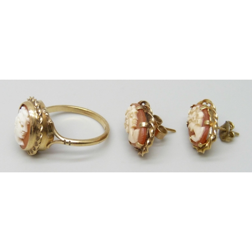 7007 - A 9ct gold cameo ring, N, and a pair of similar 9ct gold earrings, 5.1g total