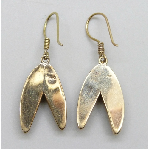 7019 - A pair of 14k gold, onyx and larimar earrings, 9.8g, 4cm including hooks