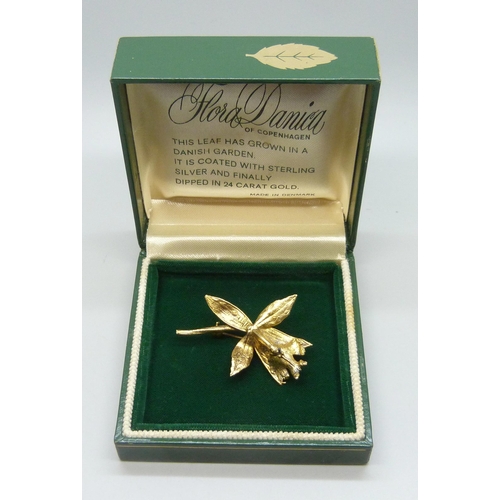 7054 - A Danish Flora Danica silver gilt flower brooch, 5cm, boxed