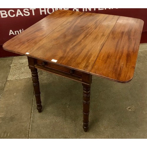 42 - A George IV mahogany Pembroke table