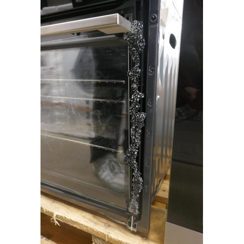 4340 - An AEG pyrolytic single oven (607-136)(Glass door smashed) *This lot is subject to VAT