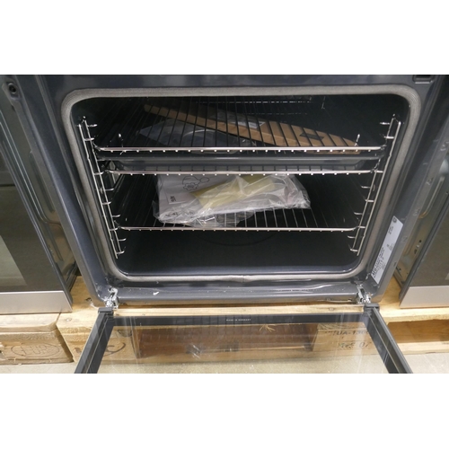 4340 - An AEG pyrolytic single oven (607-136)(Glass door smashed) *This lot is subject to VAT