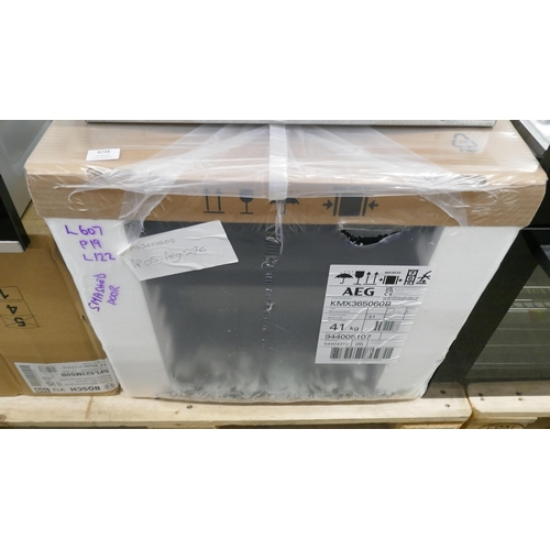 4248 - An AEG combi microwave oven (607-122) *This lot is subject to VAT