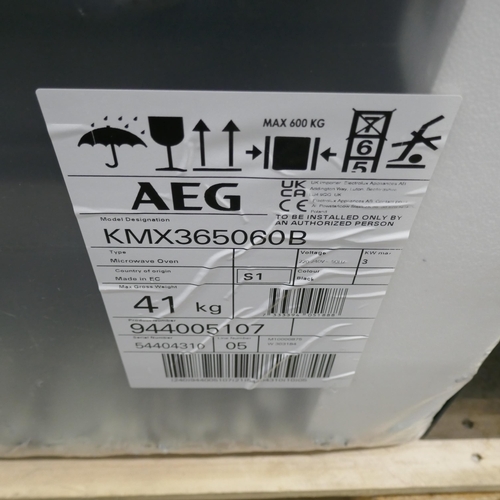 4248 - An AEG combi microwave oven (607-122) *This lot is subject to VAT