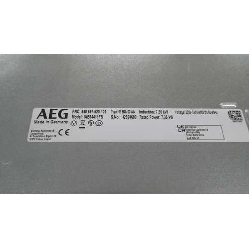 4249 - An AEG 4 zone induction hob (607-126) *This lot is subject to VAT