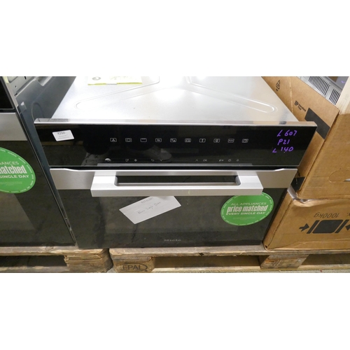 4260 - A Miele single oven (607-140) *This lot is subject to VAT