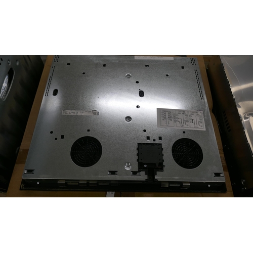 4279 - An AEG hob, a Zanussi hob (607-194,235)(Both damaged) *This lot is subject to VAT