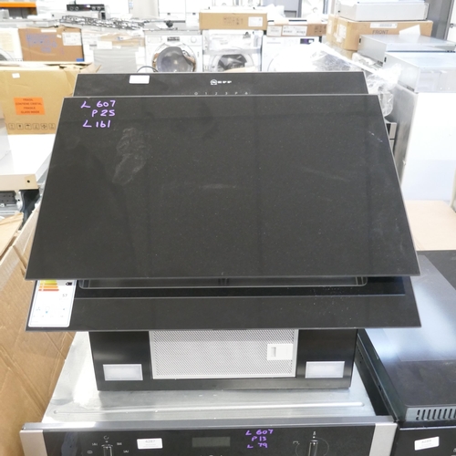 4286 - A NEFF flat Ambient light glass hood  (607-161) *This lot is subject to VAT