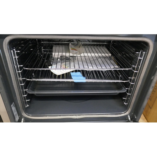4289 - A Zanussi single electric oven (607-237) *This lot is subject to VAT