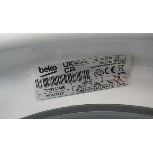4384 - A Beko 9kg integrated washing machine (Transit damaged)  (607-105) *This lot is subject to VAT