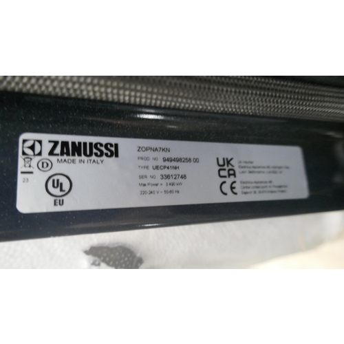 4251 - A Zanussi black single Pyrolytic oven with Airfry   (607-146) *This lot is subject to VAT
