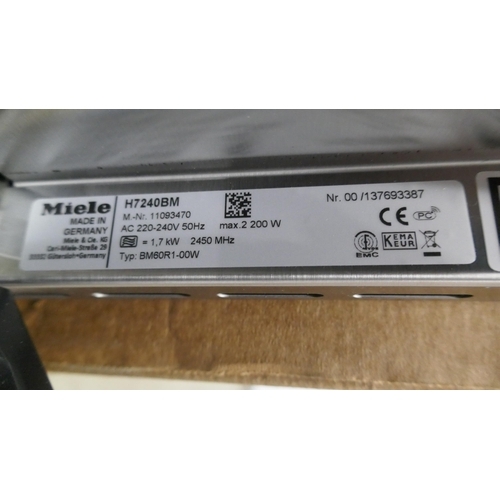 4260 - A Miele single oven (607-140) *This lot is subject to VAT