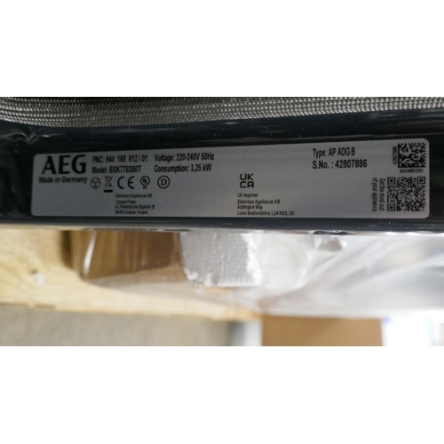 4281 - An AEG matt black Pyrolytic single oven with Steamcrisp  (607-120) *This lot is subject to VAT