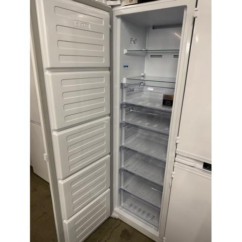4262 - Beko integrated tower freezer (571-234) *This lot is subject to VAT