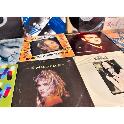 2107 - A collection of 48 7