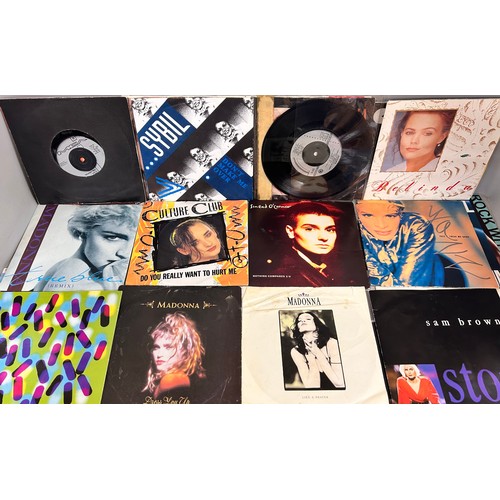 2107 - A collection of 48 7