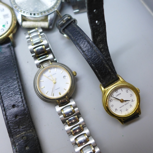 2030 - A collection of wristwatches