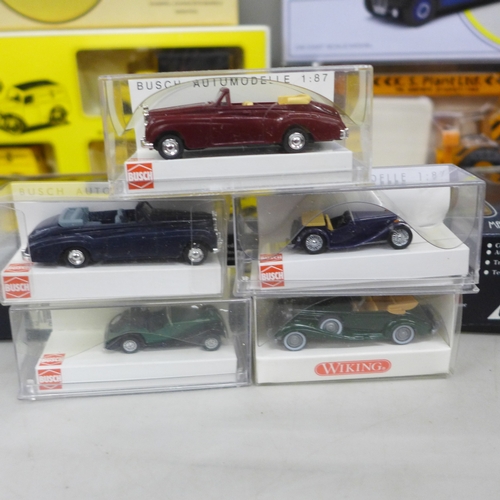 2048 - A collection of model vehicles, Corgi, Vanguards Days Gone, Lledo AA set, Corgi Wheelz Construction,... 