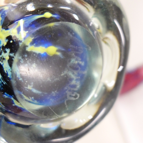 2053 - A Murano glass bird, other coloured glass birds, a fish and a M'dina glass vase