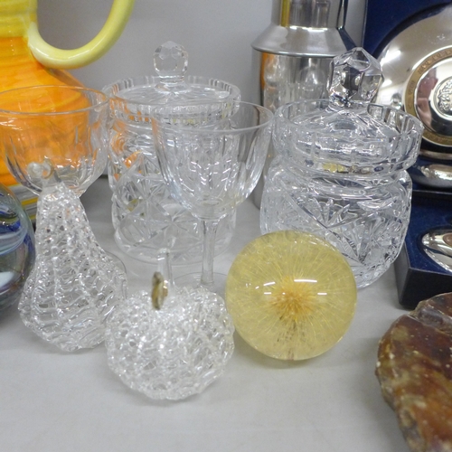 2067 - A large green glass bowl, a Shelley jug, a Martini cocktail shaker, two glass paperweights, glass fr... 