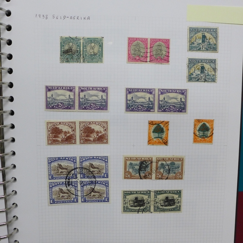 2074 - South Africa stamps, 1910 - 1961 mint and used collection with good 1930 commemoratives in mint pair... 