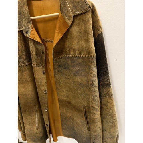 7118 - A Napoleon New York gentleman's patchwork style brown leather jacket, size 48