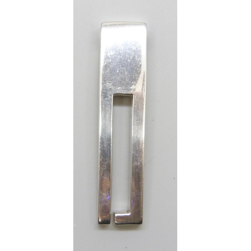 7170 - A silver ingot style necklace pendant, hallmarked, 5.4cm, 13g