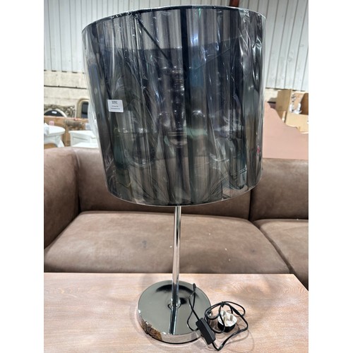 3074 - A chrome table lamp with black shade (damaged base)