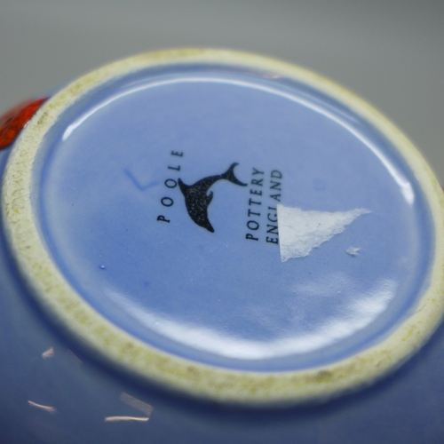 2032 - A Poole vase, 10cm