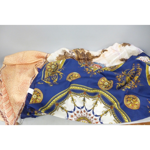 2050 - A collection of vintage scarves including Jacqmar, Oscar, Sitmar Cruises and silk examples