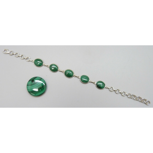 7151 - A 24.44ct malachite and silver bracelet, 20cm, and a Congo malachite 46.50ct 25 x 25mm pendant