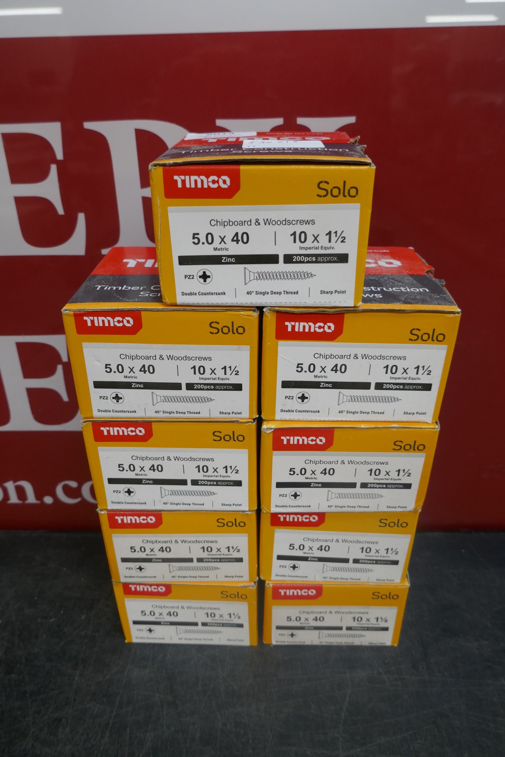9 boxes of Timco 5.0 x 40 zinc solo chipboard and wood screws