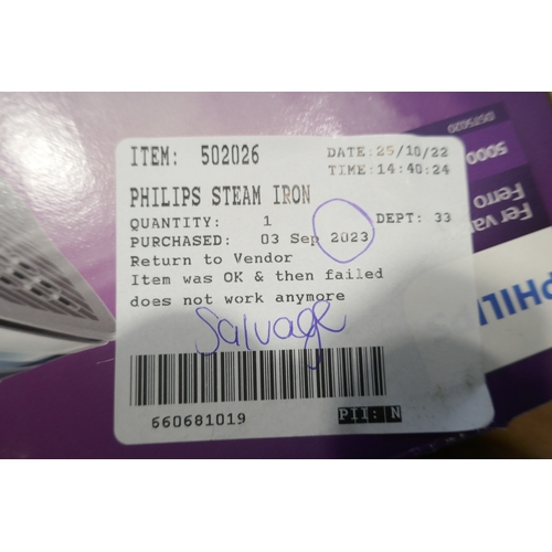 6030 - A Philips steam iron (376-89) *This lot is subject to VAT