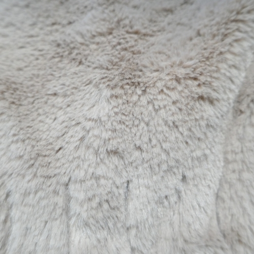 6047 - A Cabana beach towel and two Berkshire heated throws, (376-411-413) *This lot is subject to VAT