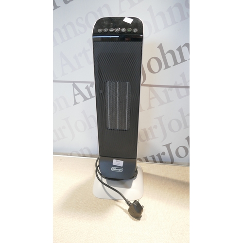 6057 - A Delonghi ceramic fan heater (376-400) *This lot is subject to VAT