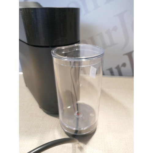 6058 - A Delonghi Vertuo Pop coffee machine, (376-399) *This lot is subject to VAT