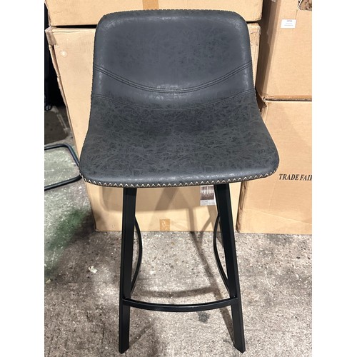 3073A - A pair of black Antico bar stools (619-45) *This lot is subject to VAT