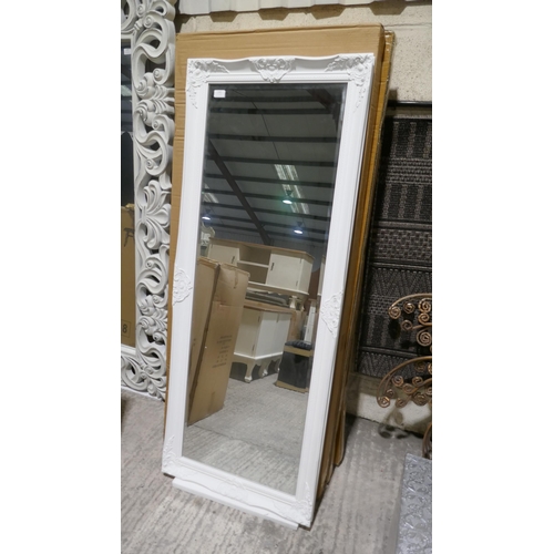 Lot 3144      