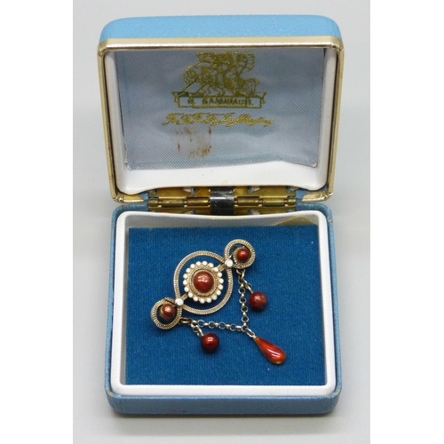 7091 - Scandinavian jewellery, a Marius Hammer Norwegian .930 silver and enamel drop brooch, a/f, repair to... 