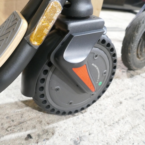 6242 - A Lite 350HC electric scooter with box and charger, RRP £599.00